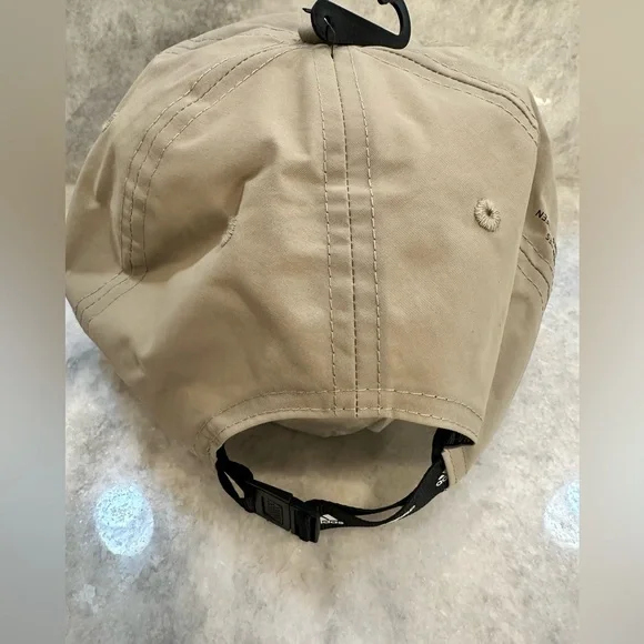 Adidas Men's City Icon Baseball Style Cap / Hat - Adjustable - Picture 5 of 10